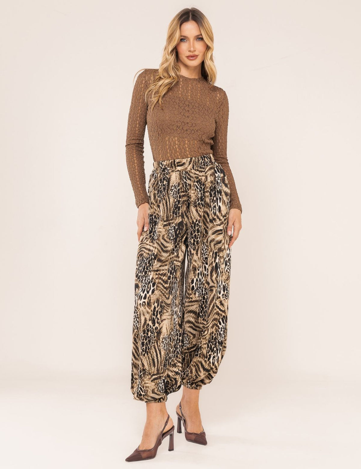 Calça Aladim Animal Print Kiara - Marrom
