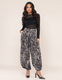Calça Aladim Animal Print Kiara - Preta