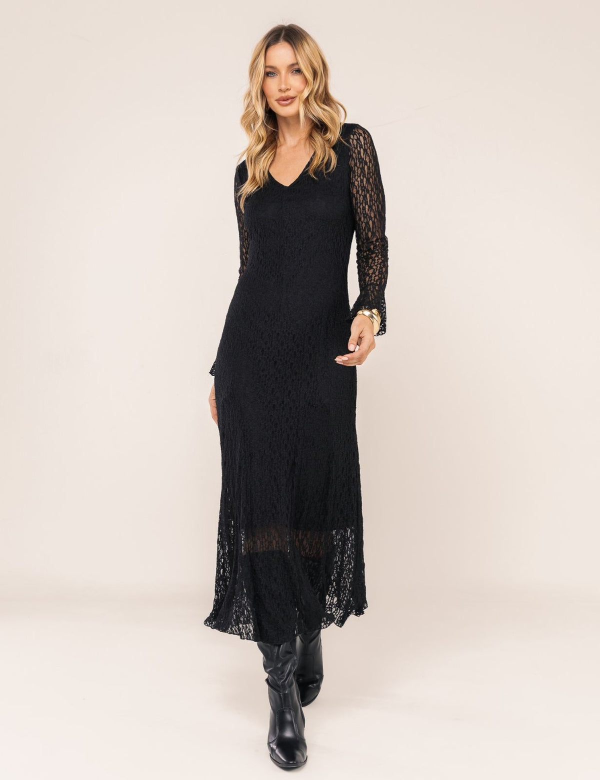 Vestido em Renda Sabrina - Preto