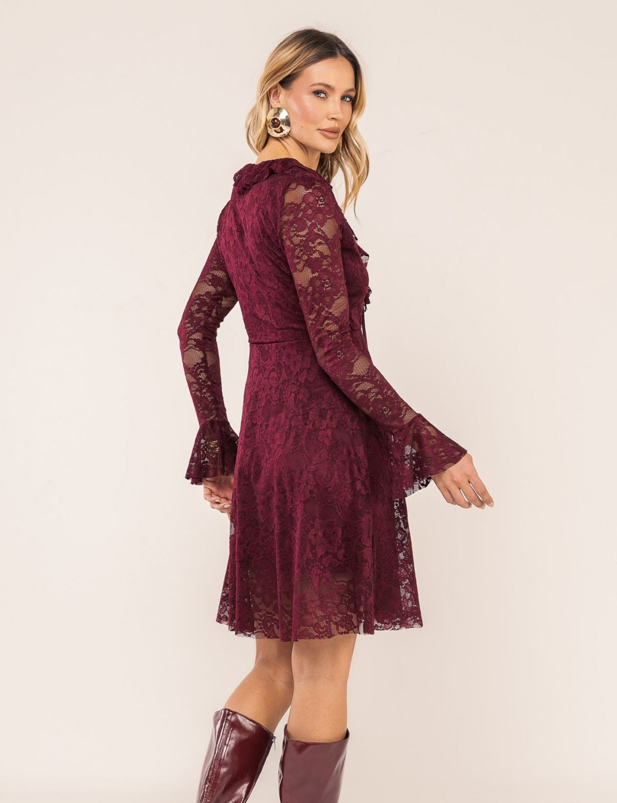 Vestido em Renda Lavínia - Vinho