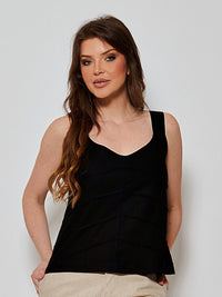 Blusa Mamorena de Alça Larga em Linho com Pregas Frontais