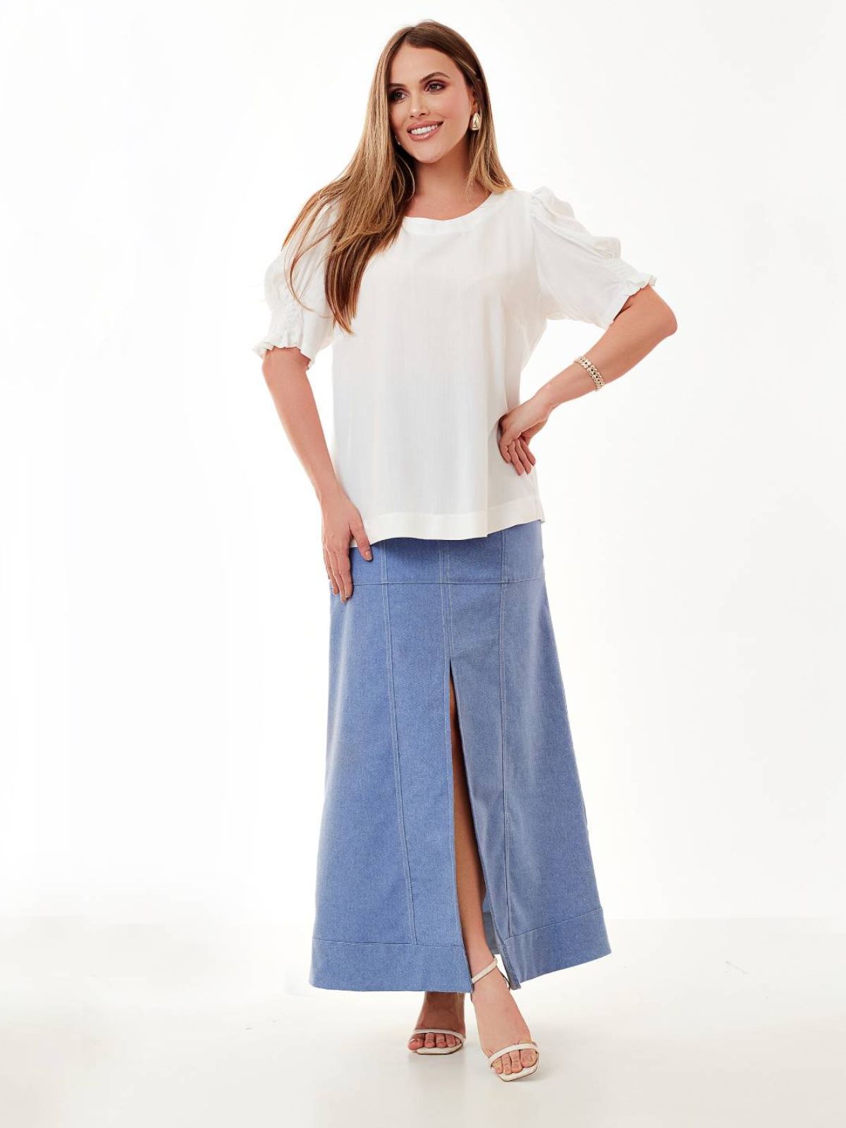 Blusa Mamorena em Viscolinho com Manga Franzida e Lastex