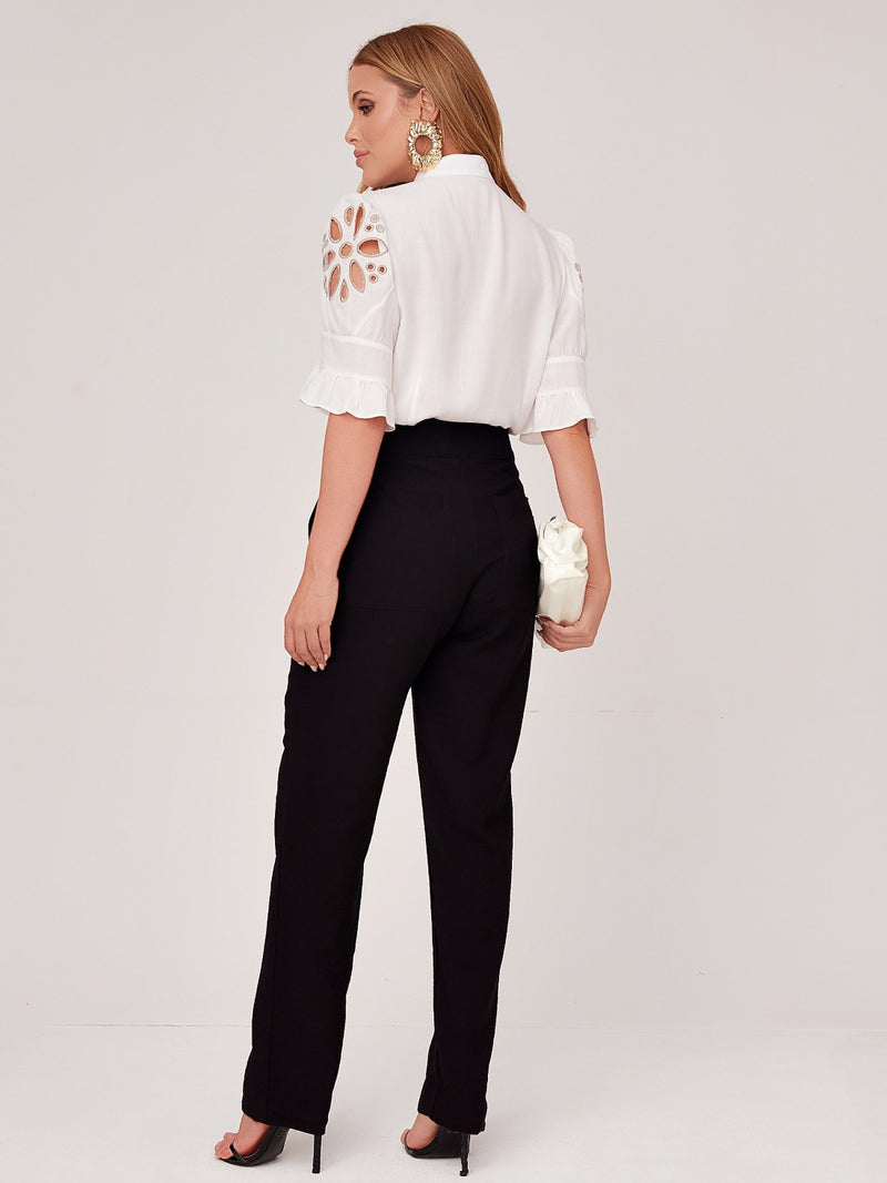 Calça Mamorena Afunilada em Liocel com Martingale no Cós