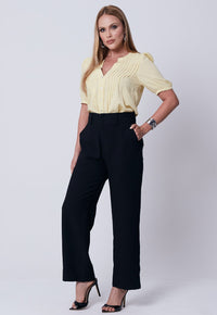 Calça Mamorena Longuete Reta em Liocel com Bolsos e Botão Encapado