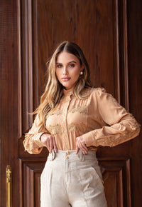 Camisa Mamorena em Viscolinho com Entremeios