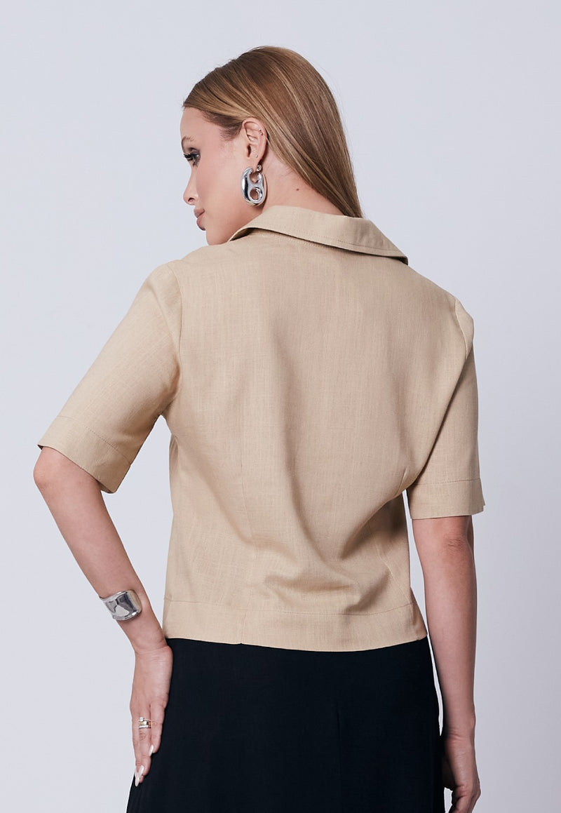 Camisa Mamorena Manga Curta em Linho com Frente Bordada