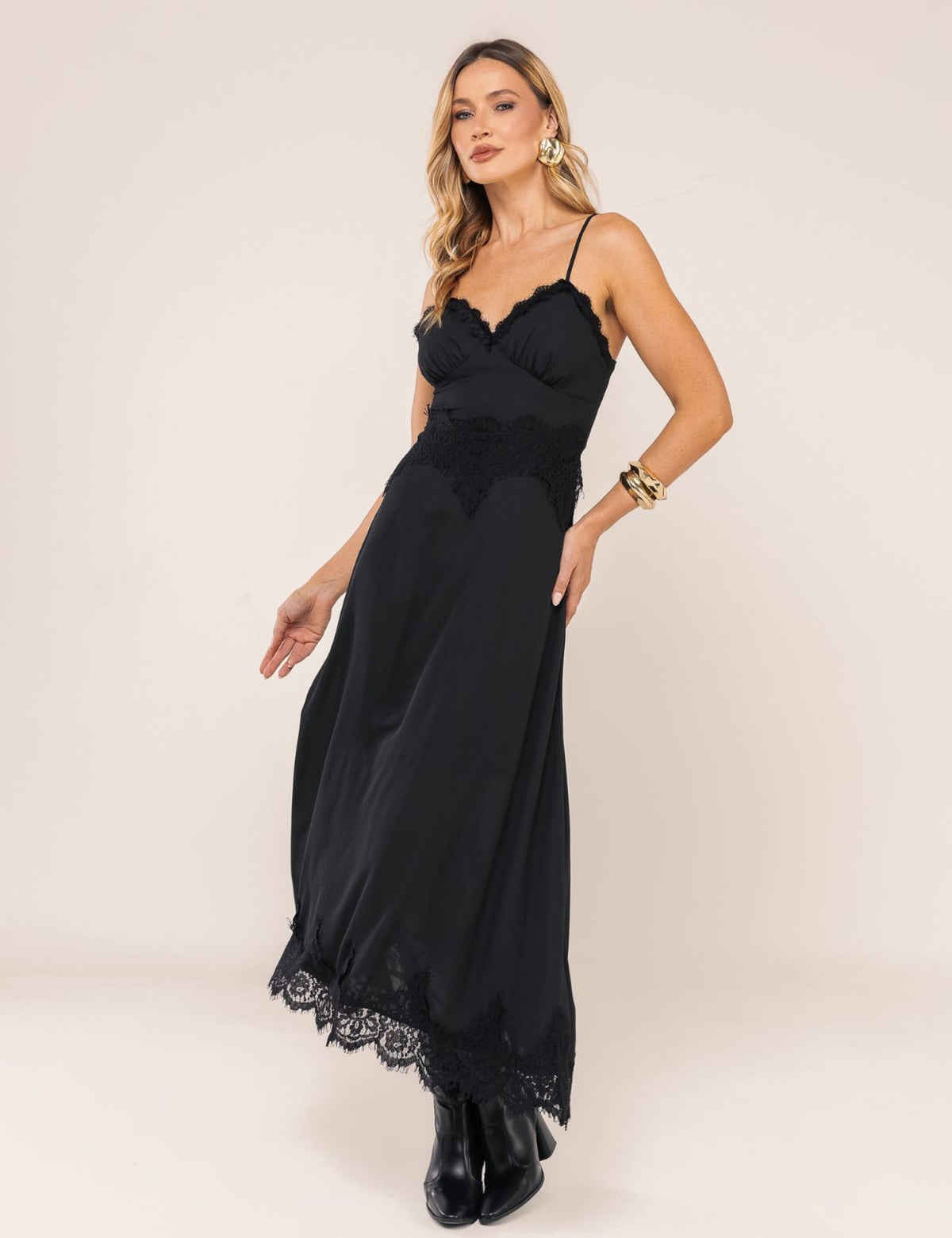 Vestido de Alça Isabela - Preto