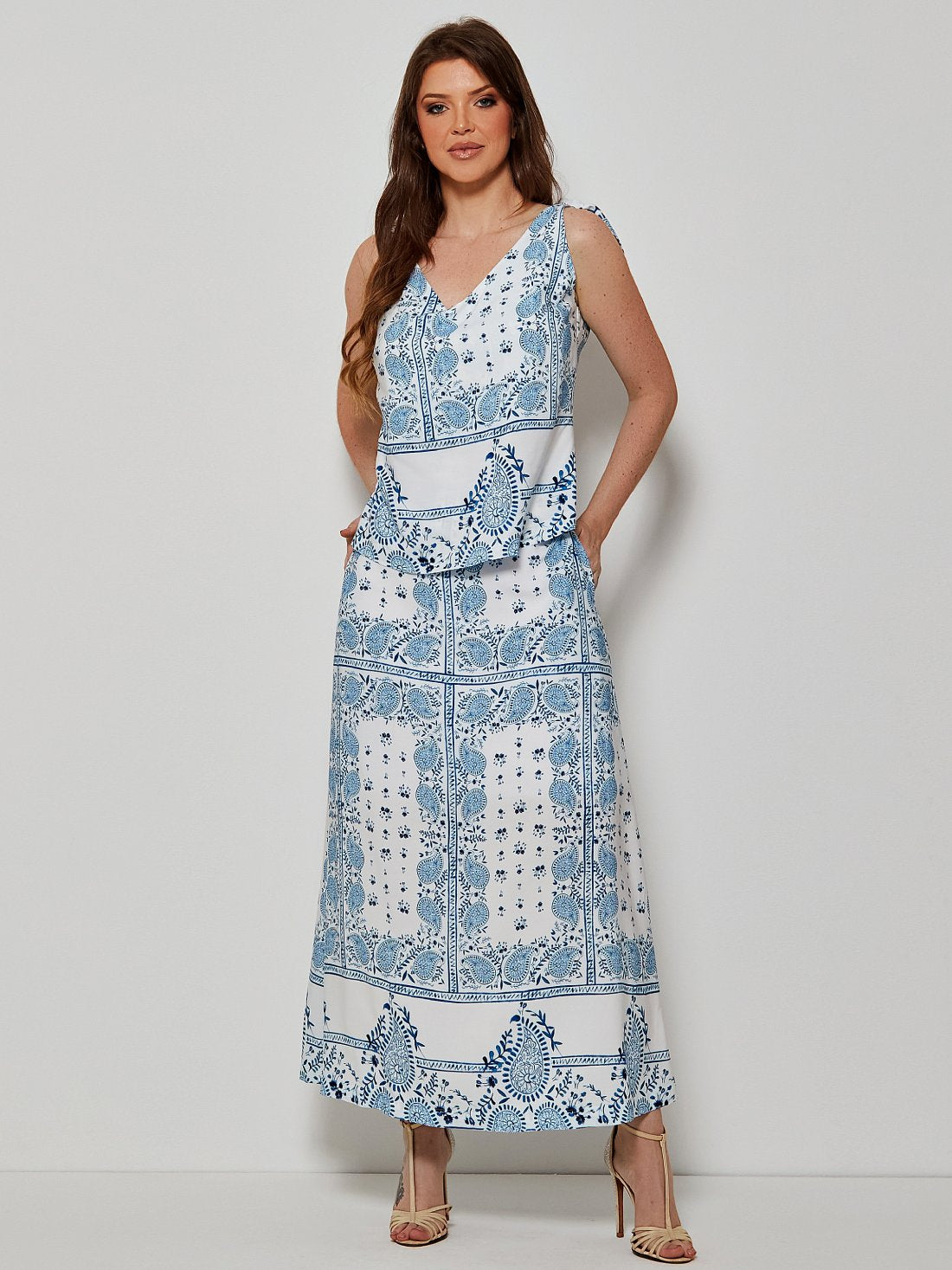 Conjunto Mamorena Blusa e Saia em Viscose Estampada