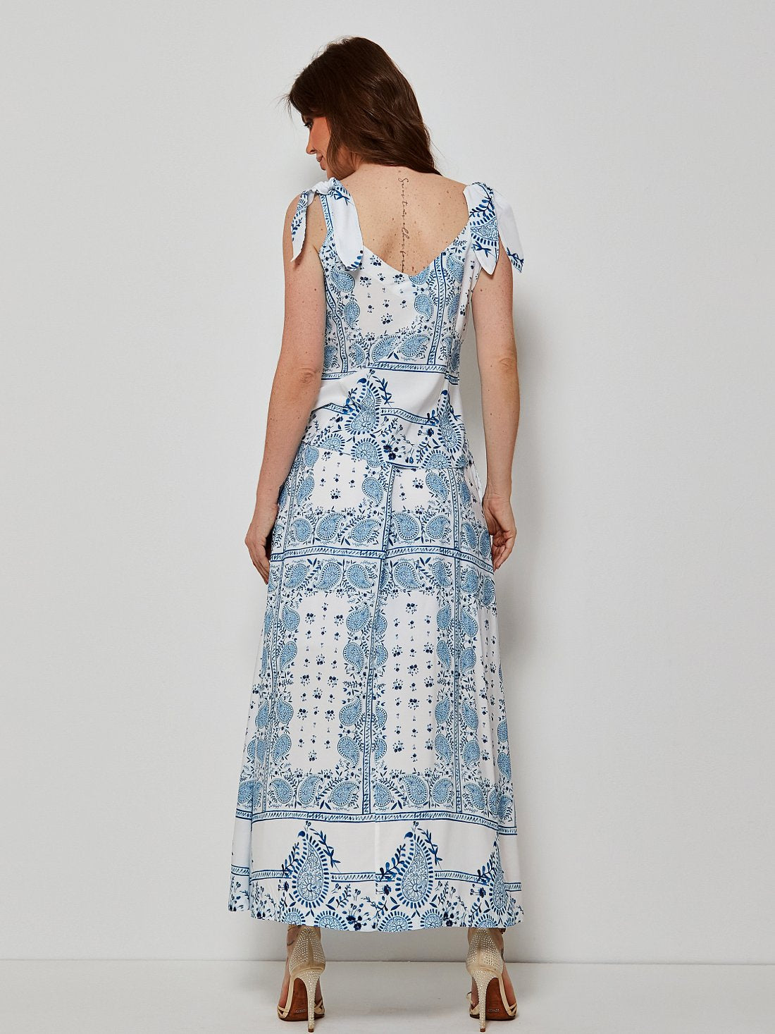 Conjunto Mamorena Blusa e Saia em Viscose Estampada