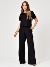 Conjunto Mamorena Blusa e Calça em Liocel com Detalhes de Faixas Laterais