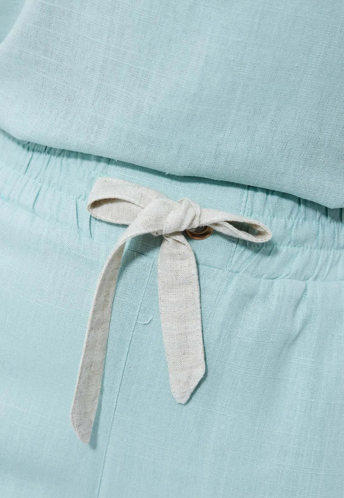 Conjunto Mamorena Blusa Manga Curta e Calça Reta em Linho com Detalhes de Viés nas Laterais