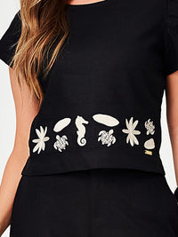 Conjunto Mamorena de Blusa e Calça em Linho com Elastano e Detalhes Bordados