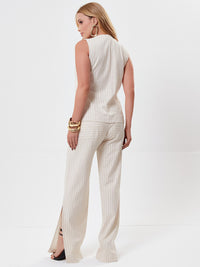 Conjunto Mamorena de Colete Regata e Calça Reta em Tecido Fontana de Listras com Fendas Laterais