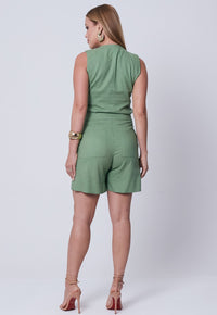 Conjunto Mamorena em Linho com Elastano de Colete Regata e Short com Bordados