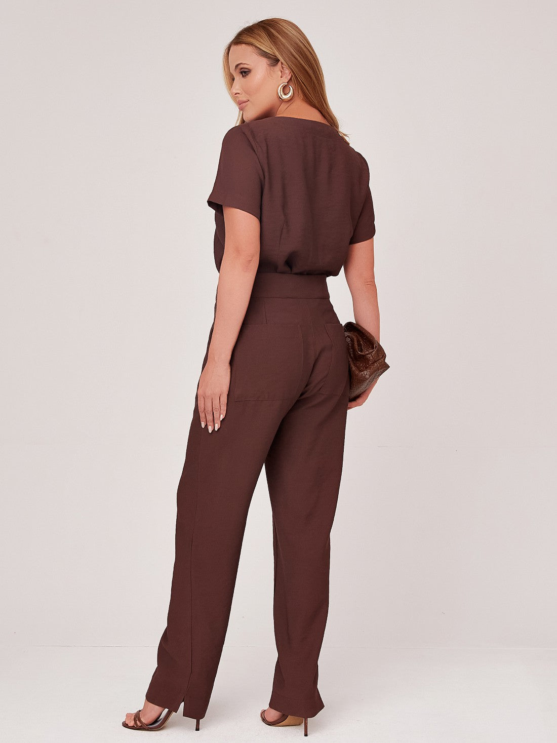 Conjunto Mamorena em Liocel de Blusa Bordada de Manga Curta e Calça