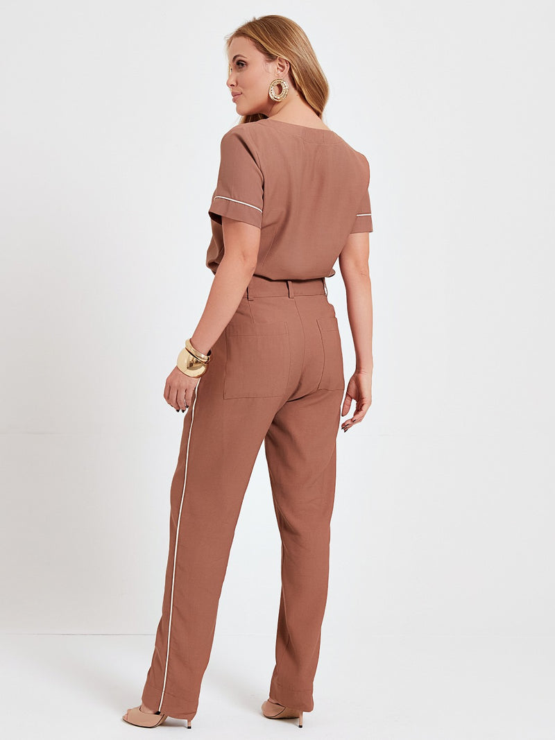 Conjunto Mamorena em Liocel de Blusa e Calça com Detalhes em Vivos