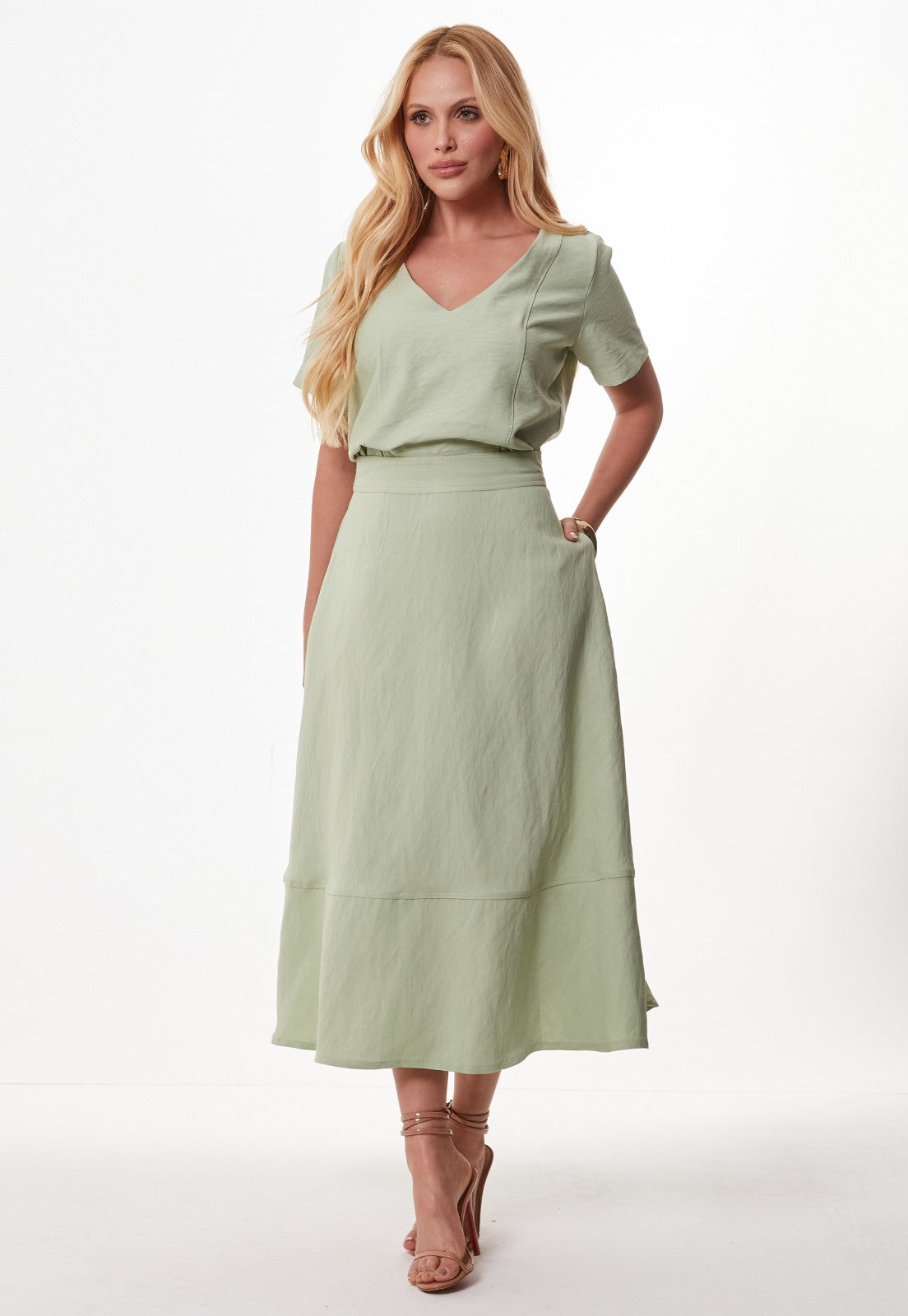 Conjunto Mamorena em Liocel de Blusa Manga Curta e Saia Godê