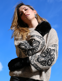 Blusa Ampla Della - Cáqui