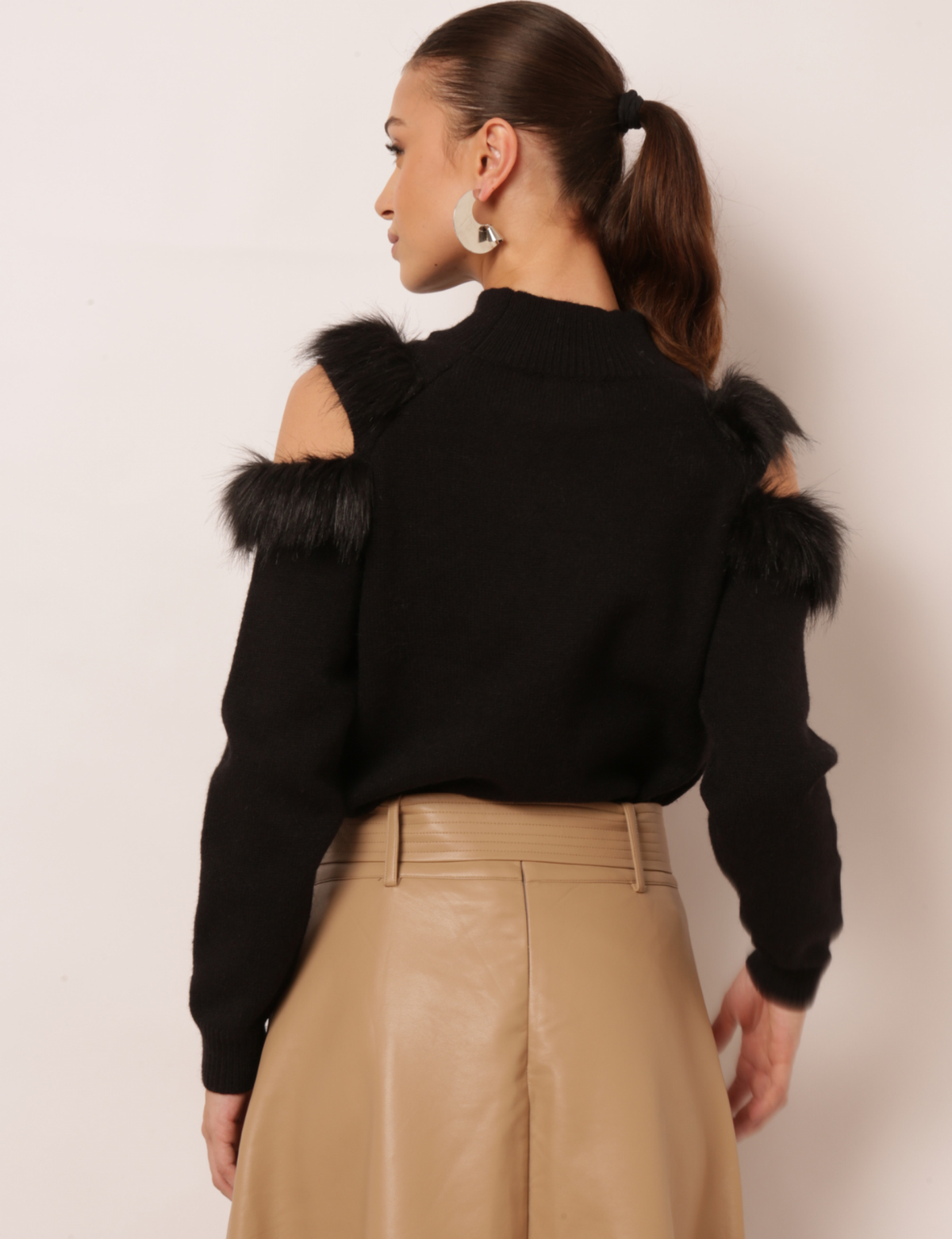 Blusa Tricot Abertura Nicole - Preta