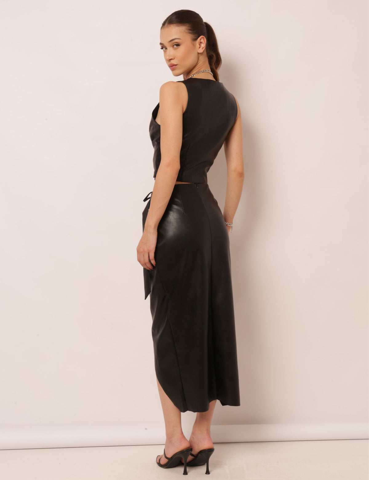 Conjunto Couro PU Savana - Preto