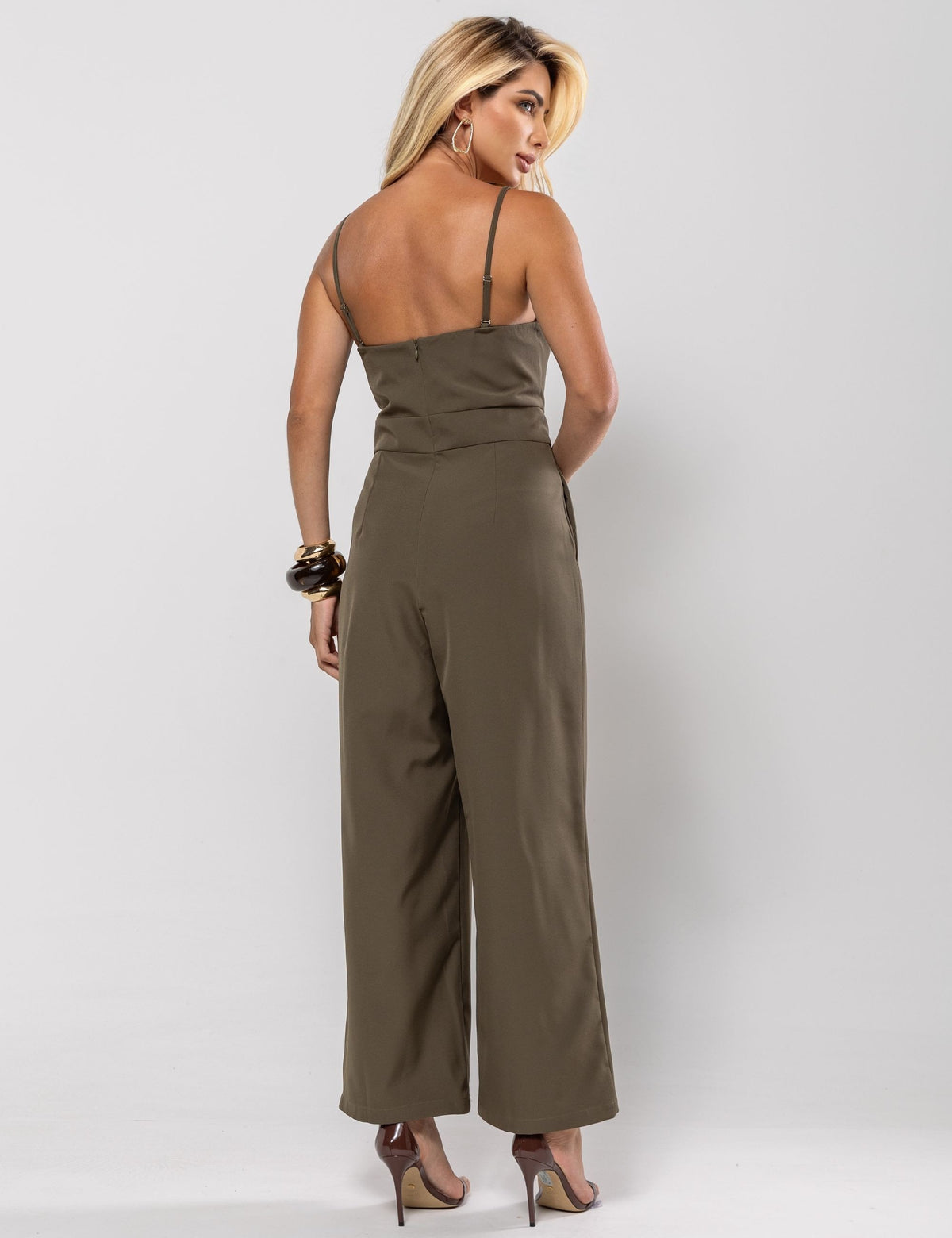 Macacão Acinturado com Cortes Isadora - Verde