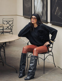 Blusa Flores Florence - Preta