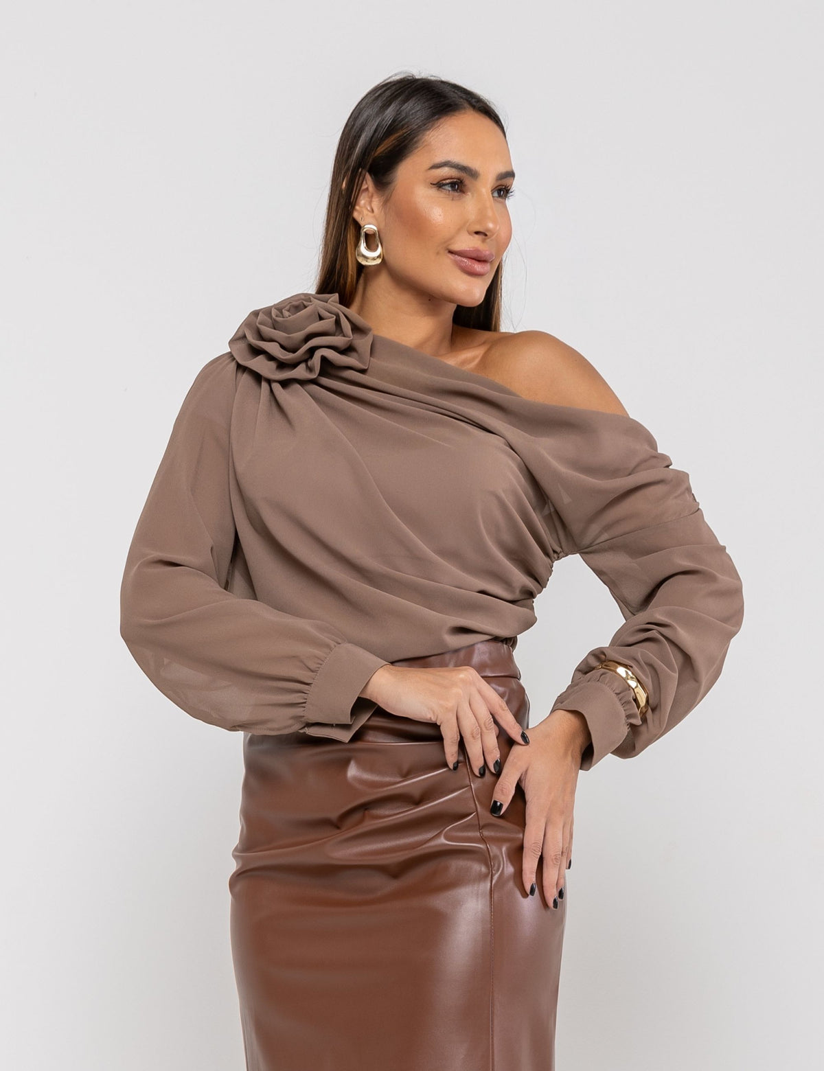 Blusa Ombro a Ombro Dalila - Cáqui