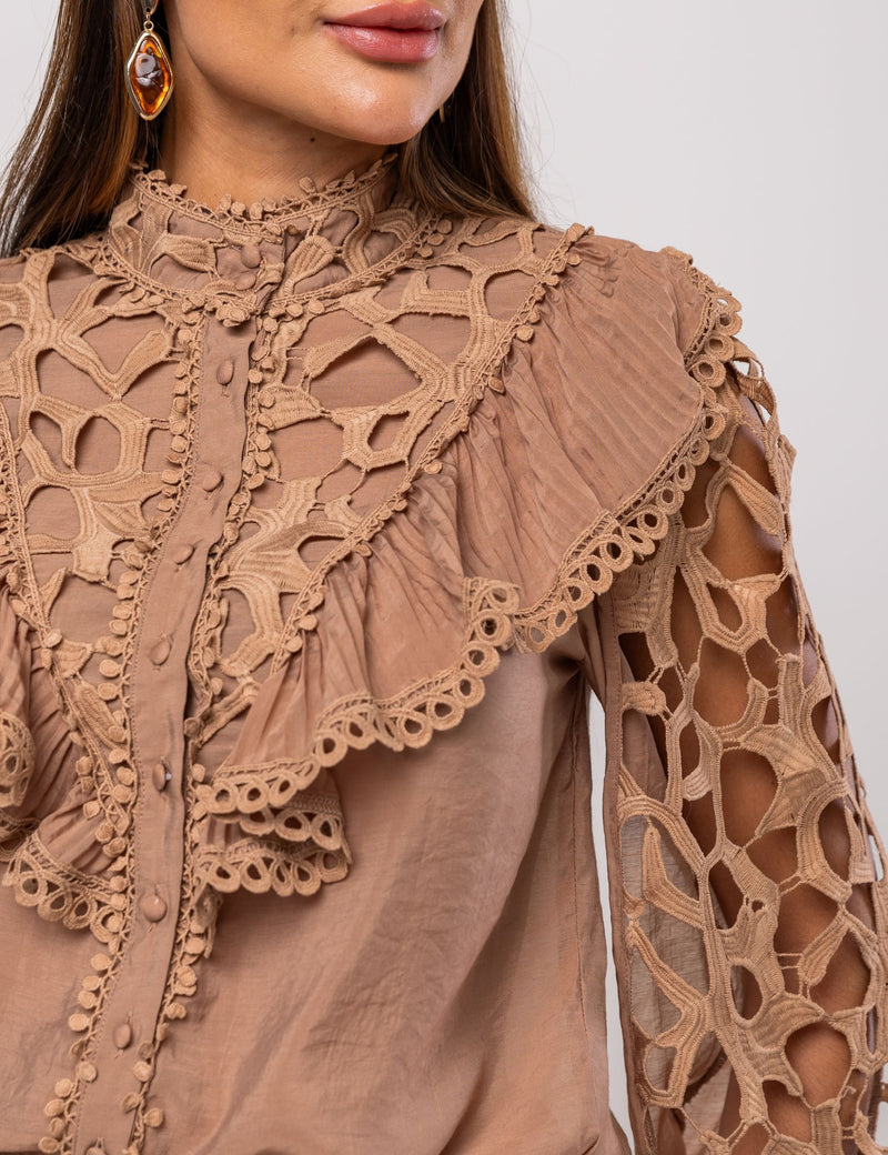 Camisa Viscose Babados Vanessa - Cáqui