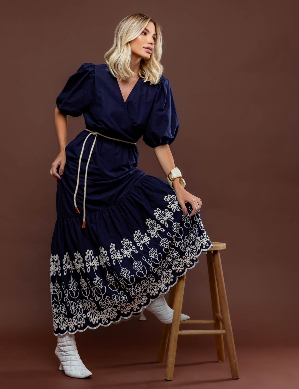 Vestido Transpassado Bordado Lana - Azul Marinho