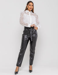 Calça Cigarrete Recortes Duplos Taylor - Preta