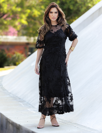 Vestido Babados Florais Núbia - Preto