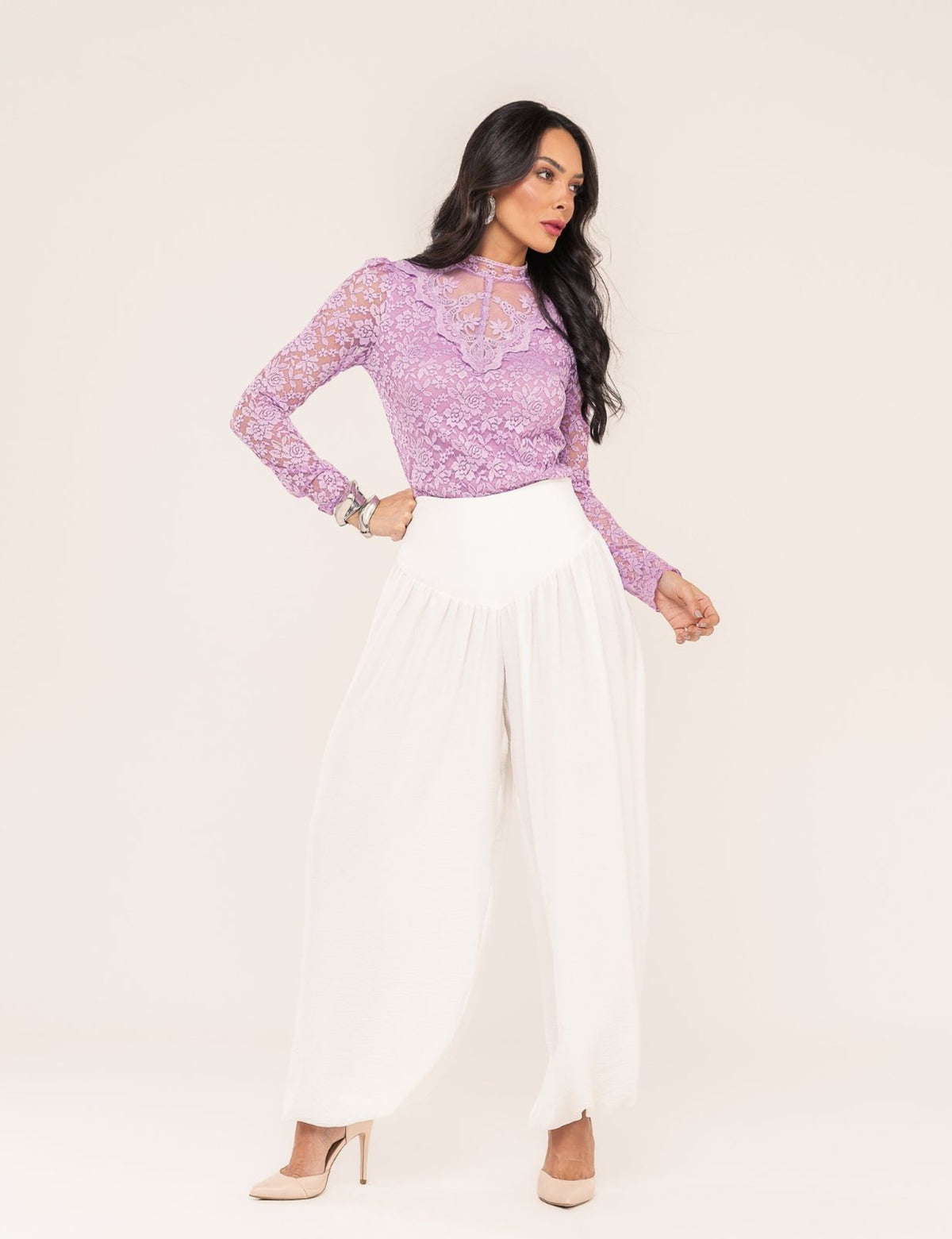 Blusa em Renda Emanuelle - Lavanda