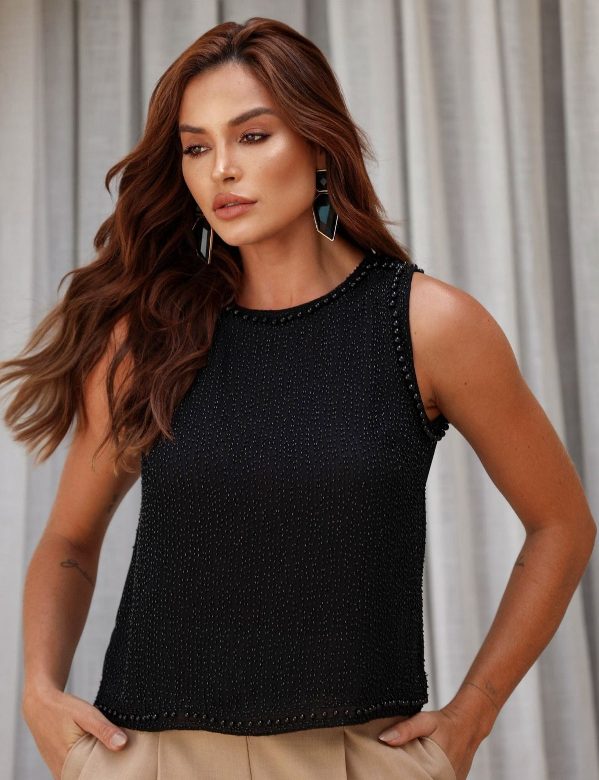 Blusa Regata de Tule Paetê Mariza - Preta