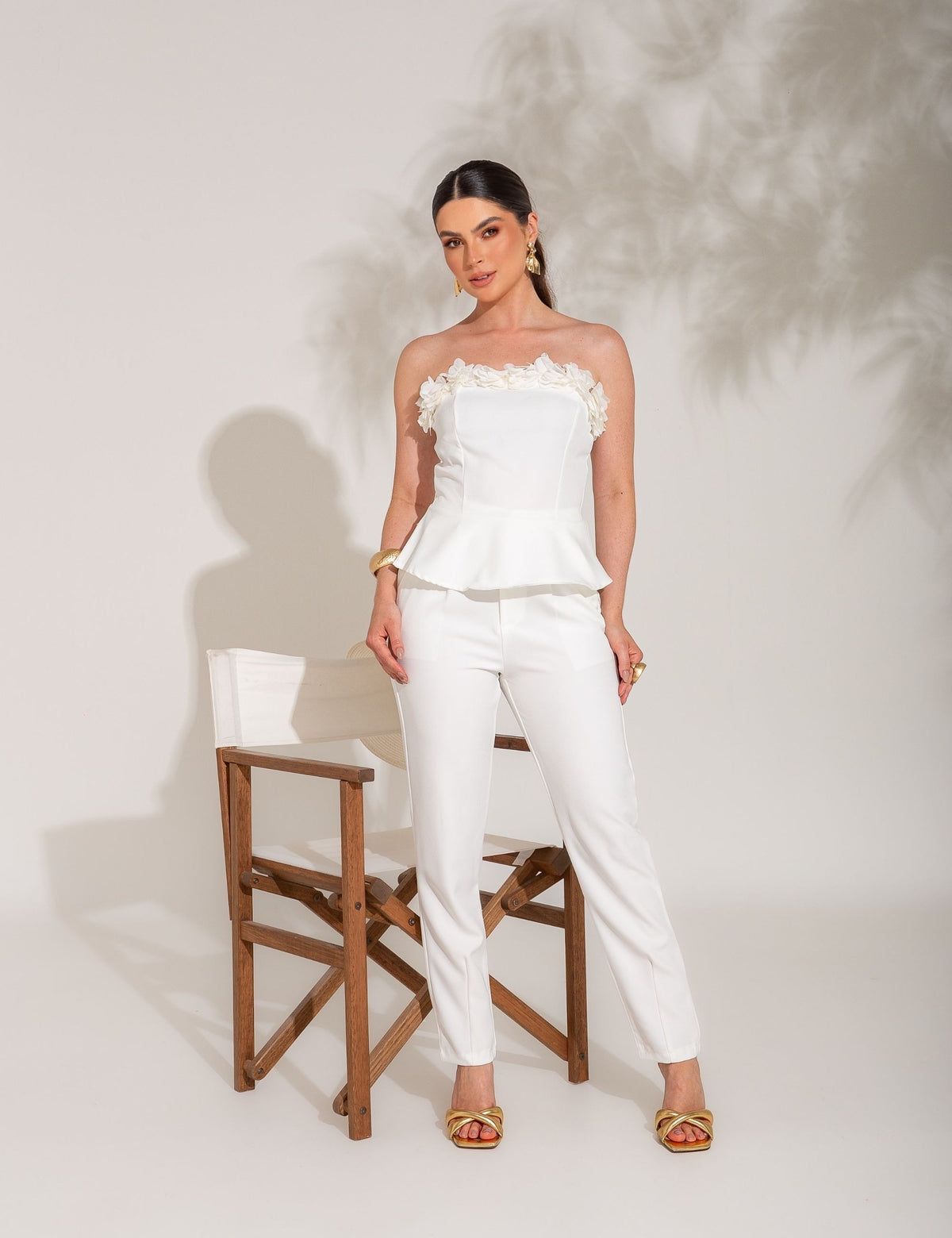 Conjunto Calça e Tomara que Caia com Flores Fiorella - Branco