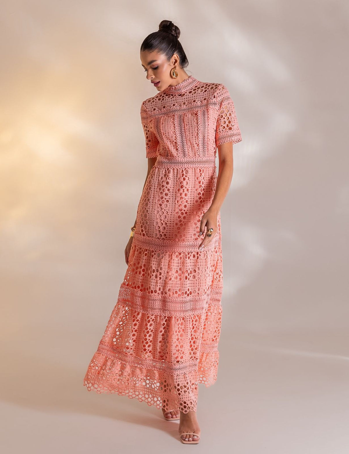 Vestido Longo de Guipir Amélia - Salmão