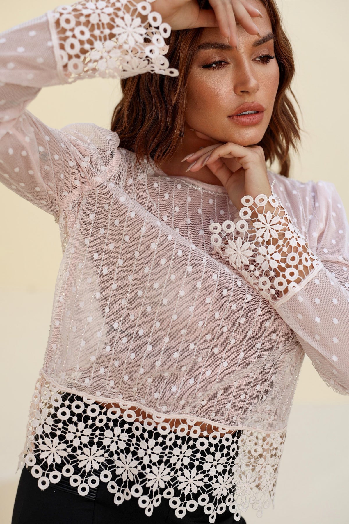 Blusa de Tule em Poá Elisabeth - Nude