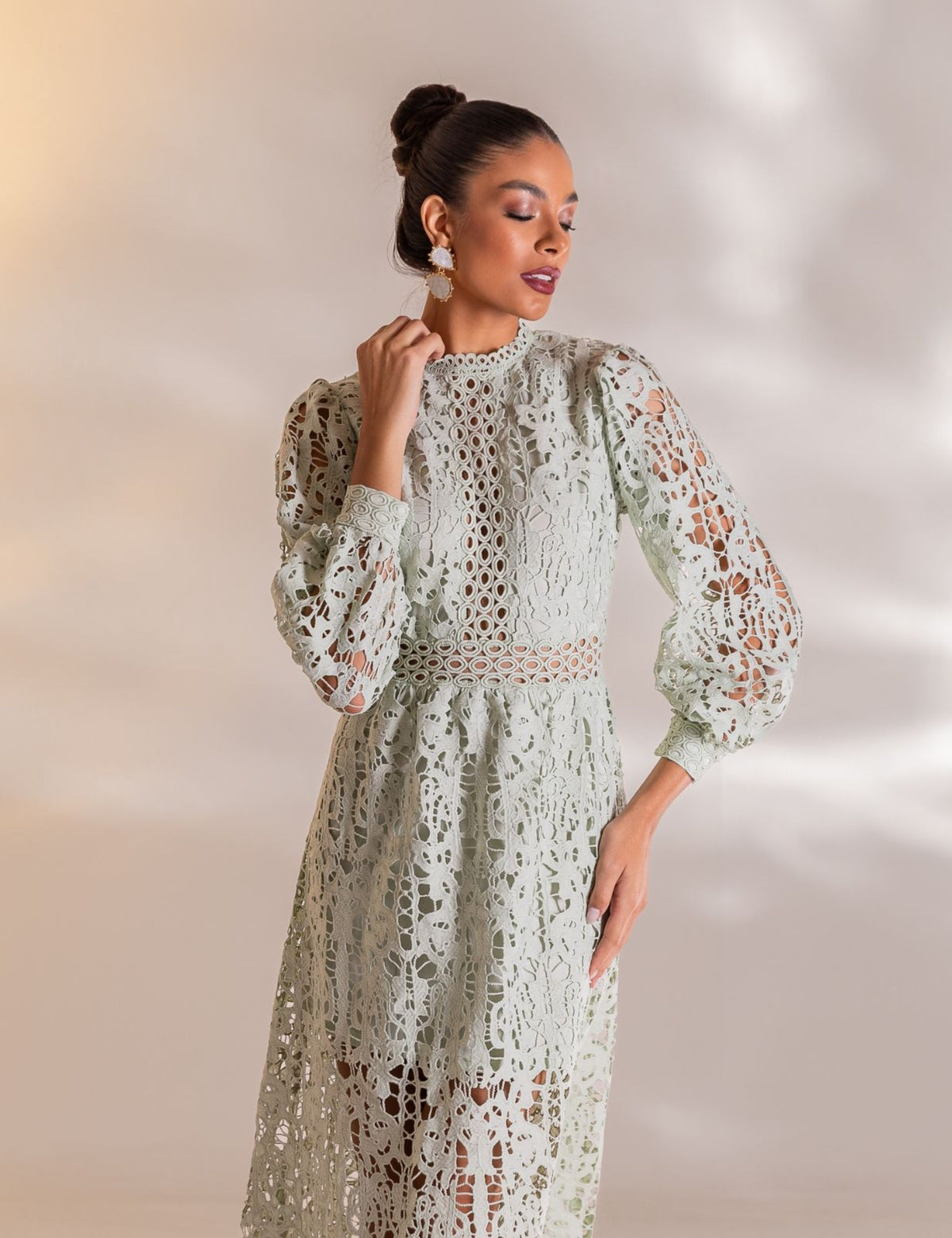 Vestido Midi Guipir Flora - Verde