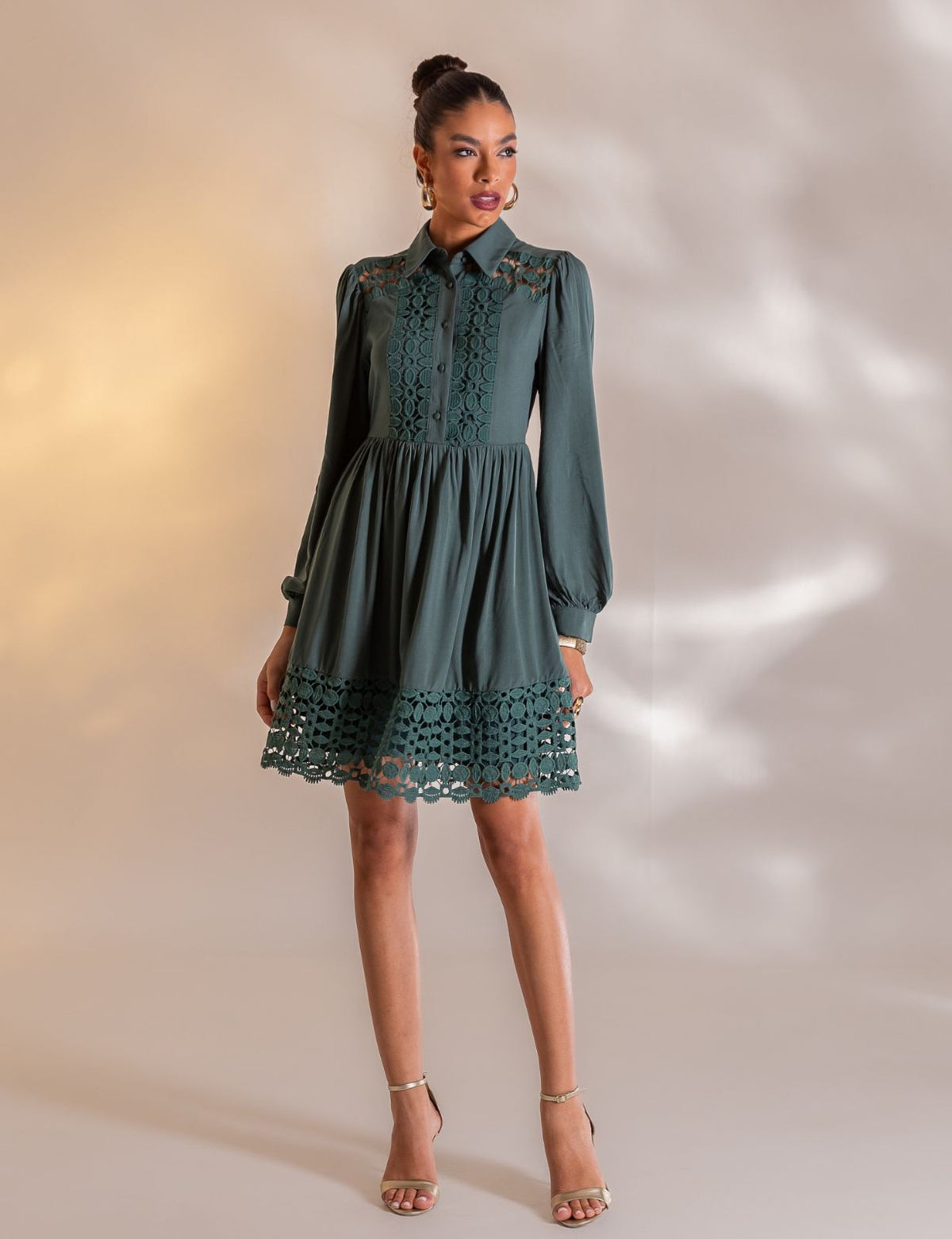 Vestido Curto Guipir Isadora - Verde