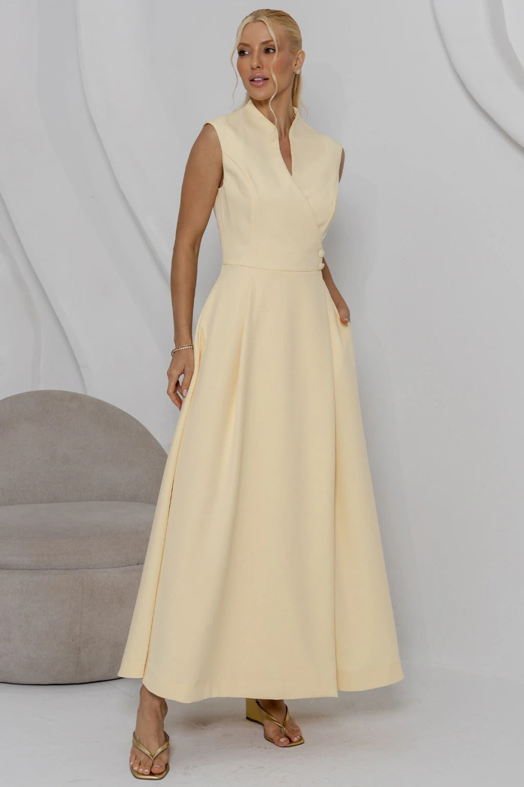 Vestido Sasha Midi Decote Transpassado - Amarelo