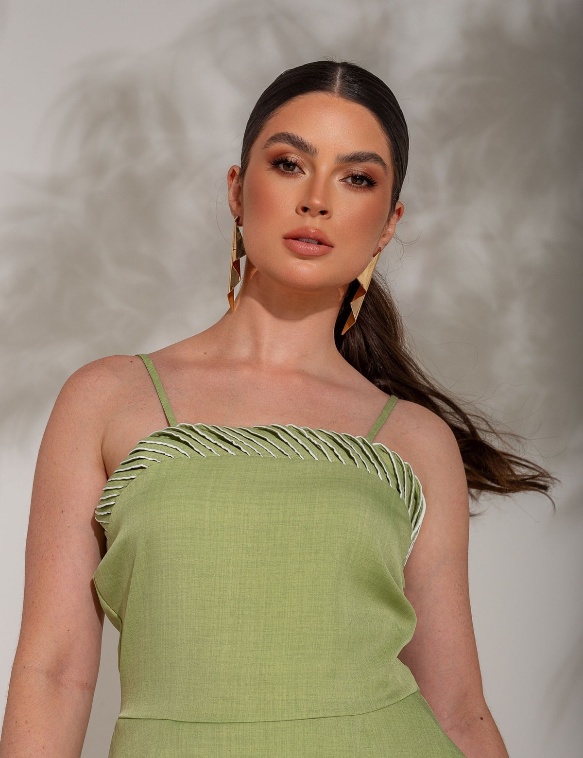 Conjunto de Calça e Blusa de Alça com Detalhes Anika - Verde