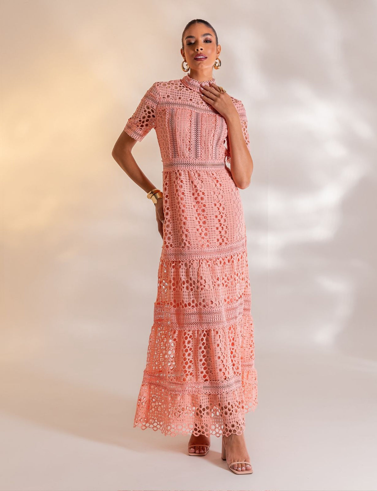Vestido Longo de Guipir Amélia - Salmão