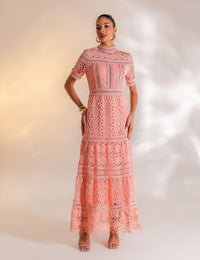 Vestido Longo de Guipir Amélia - Salmão