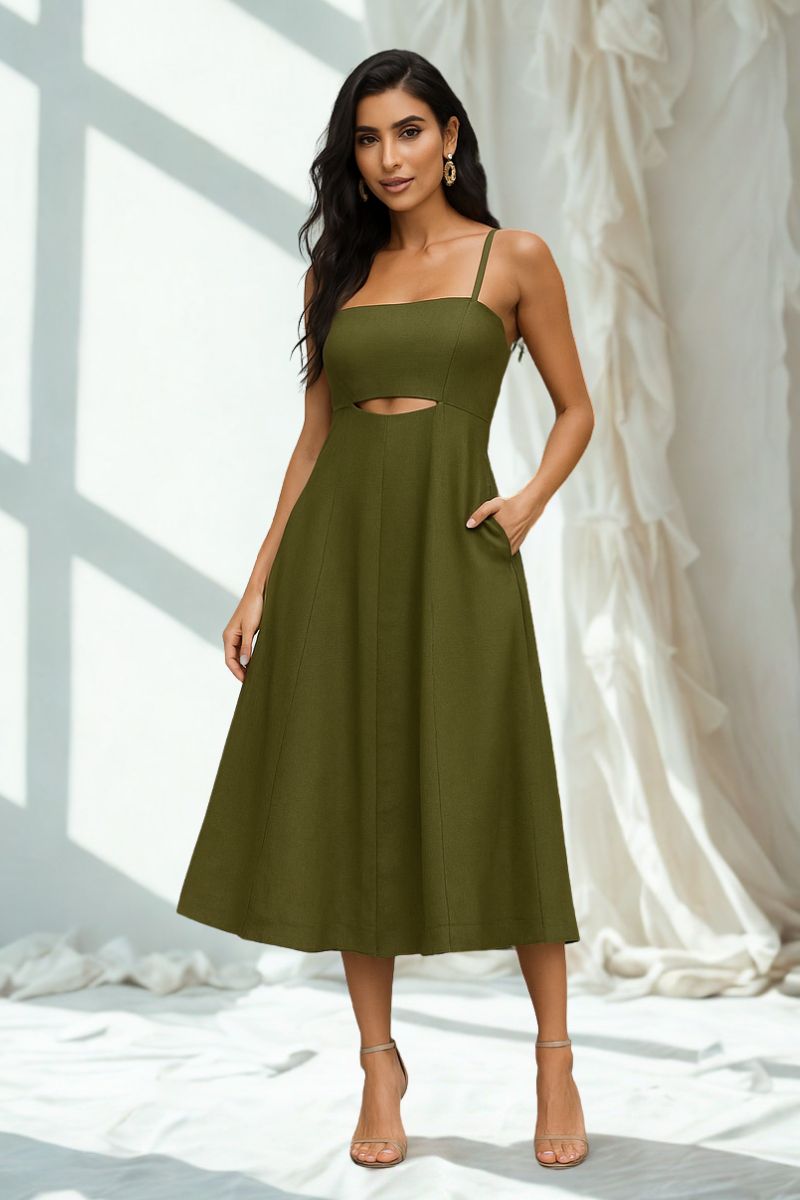 Vestido Midi Amanda com Detalhe Vazado e Bolsos - Verde Escuro