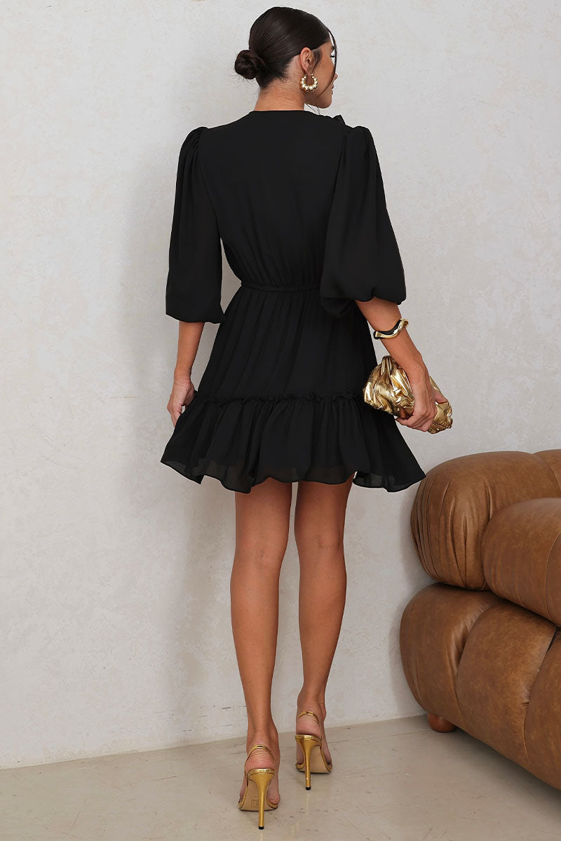 Vestido Fatima Crepe Com Babado E Botão - Preto