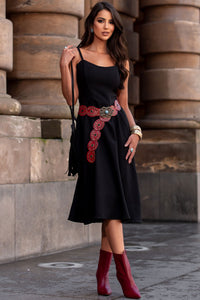 Vestido Karine Midi Com Pregas Na Saia - Preto