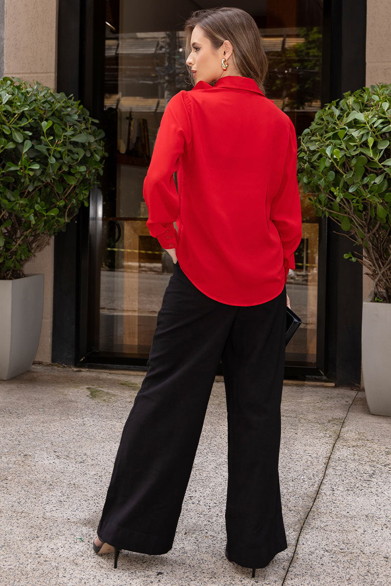 Blusa Aghata Crepe Com Babado, Botão e Manga Longa - Vermelho
