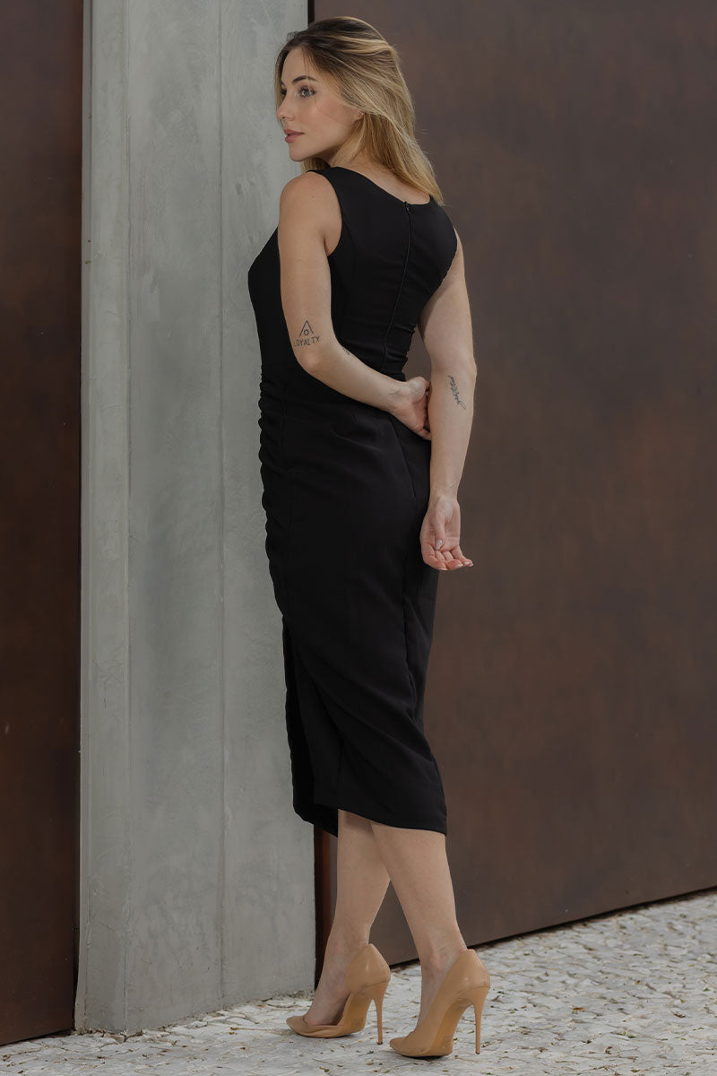 Vestido Ivone Midi Franzido Frente Com Bojo - Preto