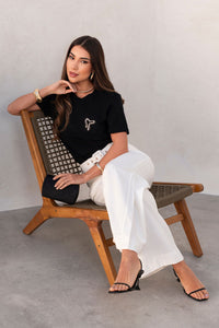 Blusa Tamires Manga Curta Com Detalhe Metal - Preto