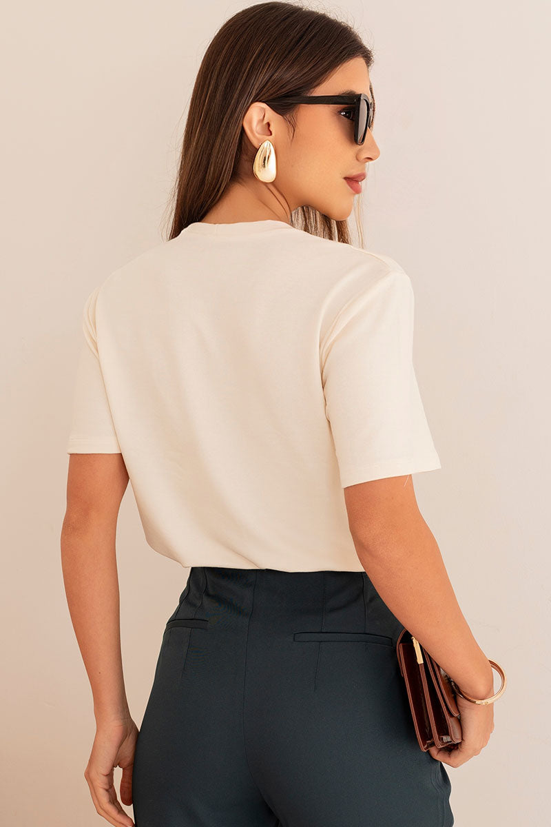 Blusa Tamires Manga Curta Com Detalhe Metal - Off White