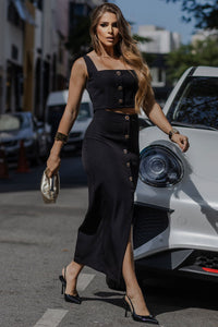 Conjunto Nubia Saia Com Cropped e Botões - Preto